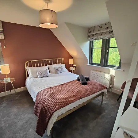 Chic Classy & Cosy At Lough Erne Golf Village And Resort Ballycassidy Exterior photo