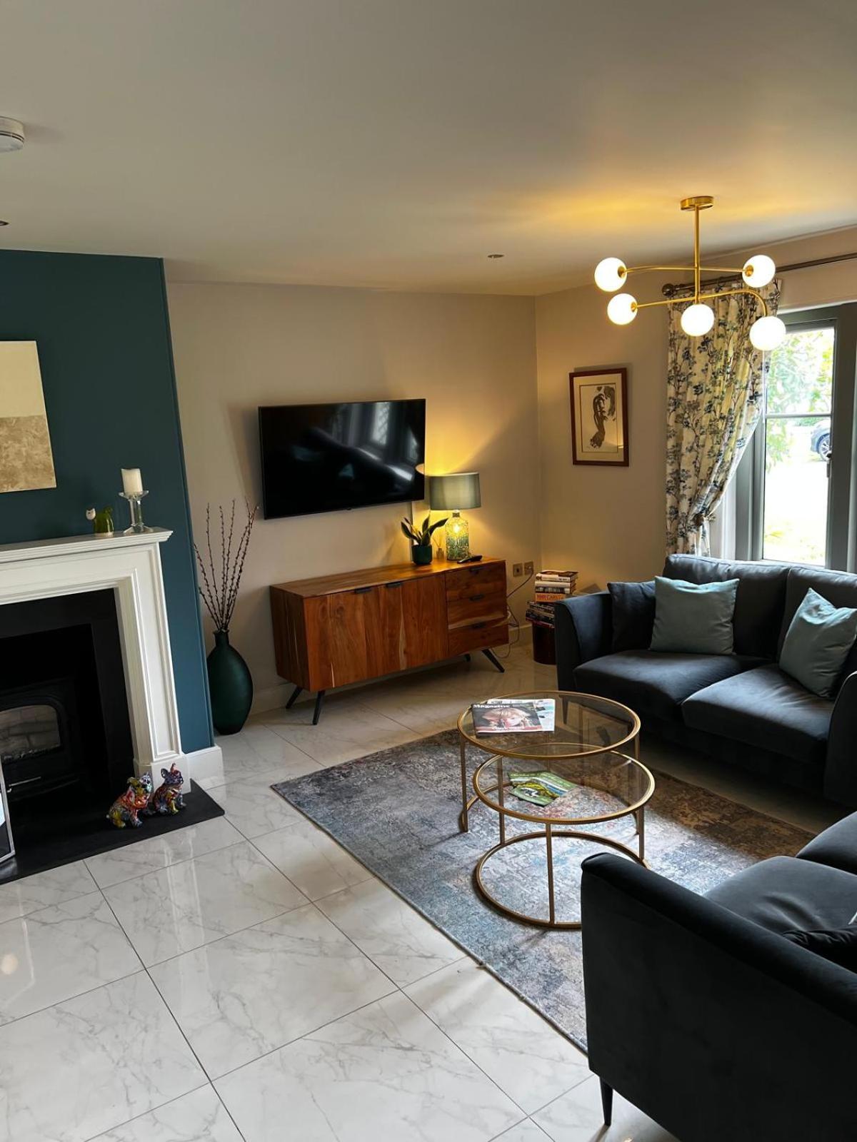 Holiday home Chic Classy & Cosy At Lough Erne Golf Village And